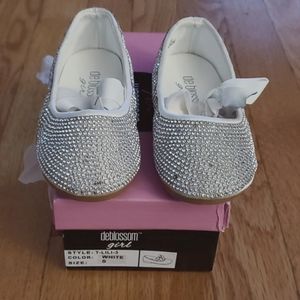 NWT toddler Rhinestone dress shoe!!